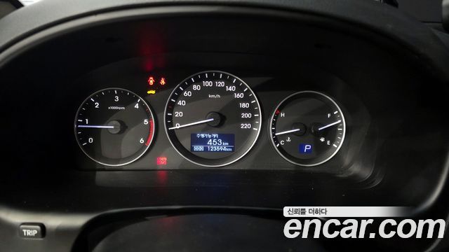 Hyundai Starex 2017 thumb 8
