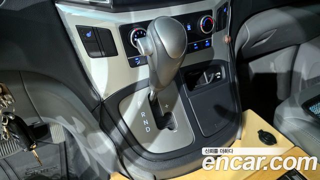 Hyundai Starex 2017 thumb 9