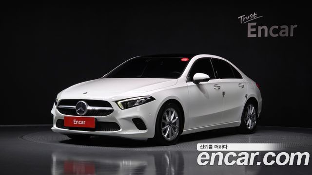 Mercedes-Benz A-Class 2020 thumb 2