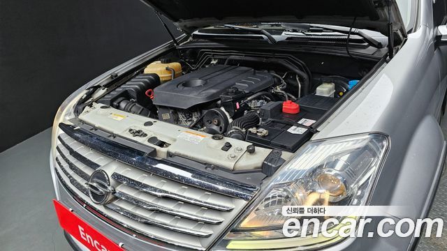 SsangYong Rexton 2013 thumb 7