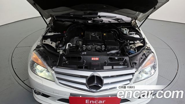 Mercedes-Benz C-Class 2008 thumb 7