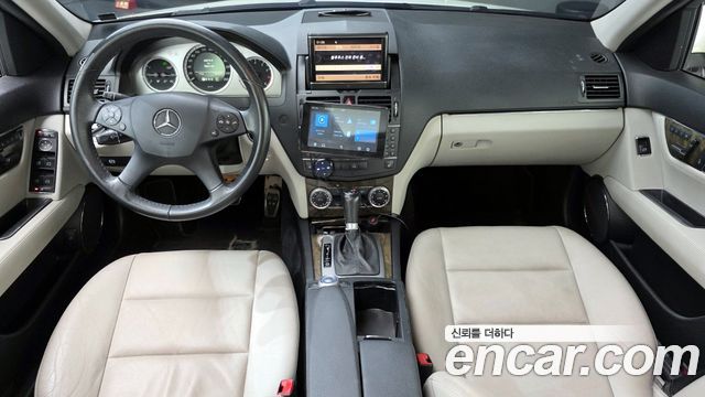 Mercedes-Benz C-Class 2008 thumb 8