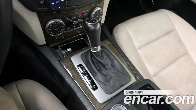 Mercedes-Benz C-Class 2008 thumb 10