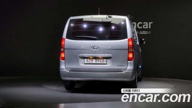 Hyundai Starex 2016 thumb 4