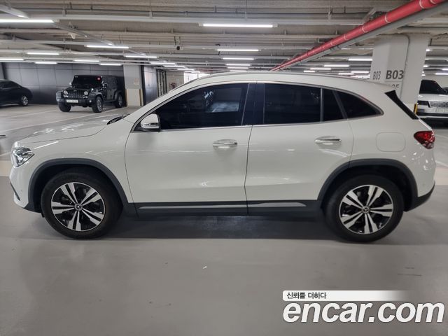Mercedes-Benz GLA 2021 thumb 8