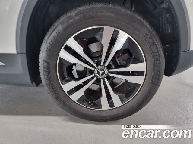 Mercedes-Benz GLA 2021 thumb 9