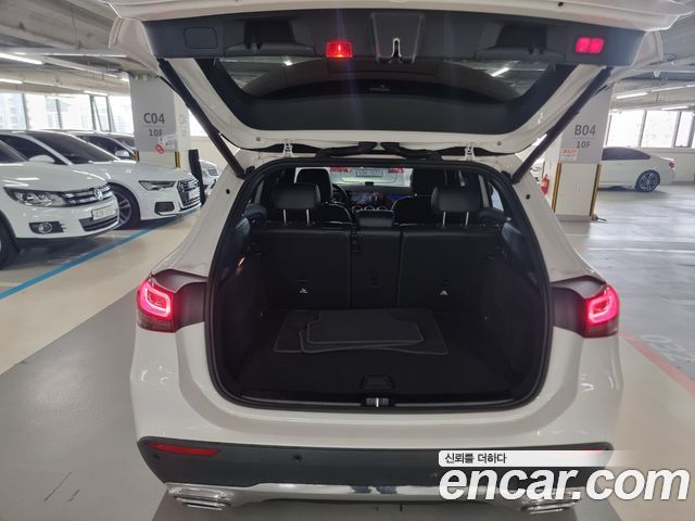 Mercedes-Benz GLA 2021 thumb 10