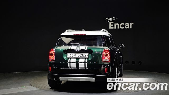 Mini Countryman 2018 thumb 4