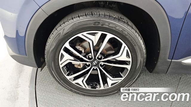 Hyundai Santa Fe 2019 thumb 6
