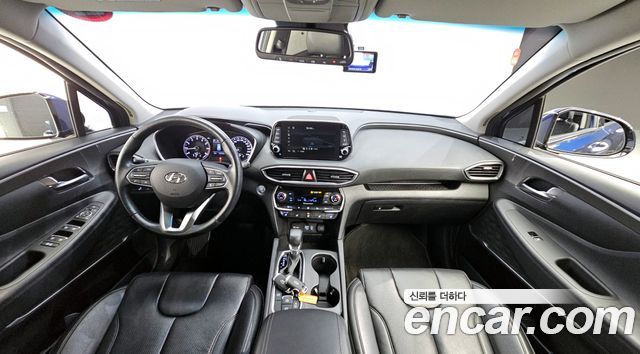 Hyundai Santa Fe 2019 thumb 8