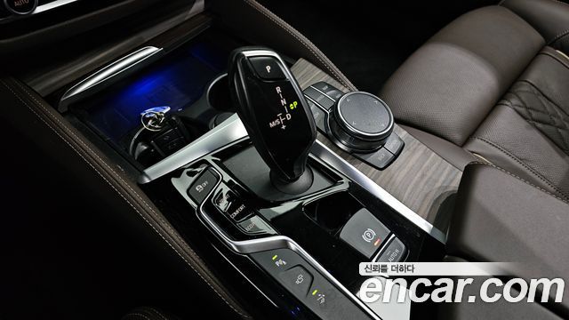 BMW 3 серии GT 2018 thumb 9
