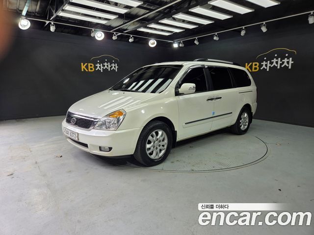 Kia Carnival 2010 thumb 3
