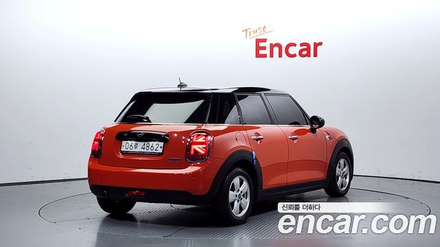 Mini Hatch 2019 thumb 3