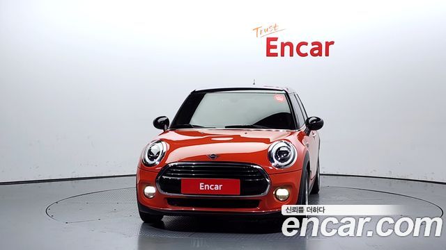 Mini Hatch 2019 thumb 4
