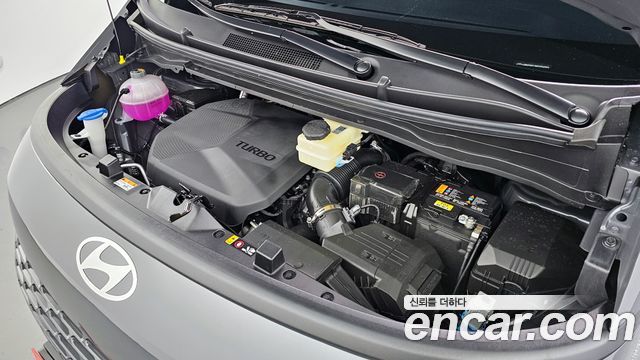Hyundai Staria 2025 thumb 7