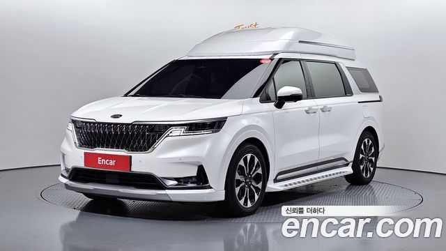Kia Carnival 2021 thumb 2