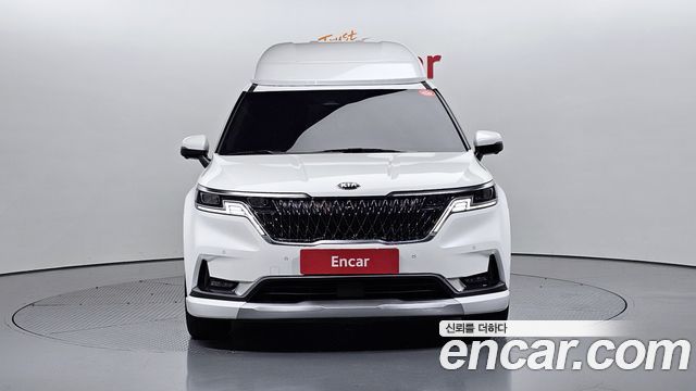 Kia Carnival 2021 thumb 4
