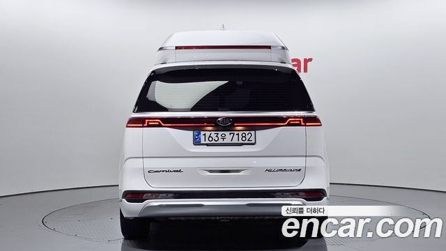 Kia Carnival 2021 thumb 5