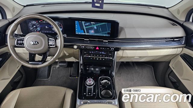 Kia Carnival 2021 thumb 8