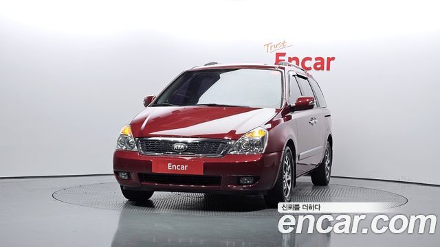 Kia Carnival 2013 thumb 4