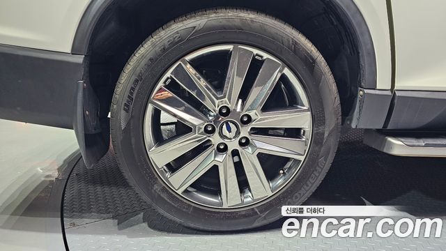 SsangYong Rexton 2018 thumb 5