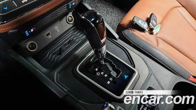 SsangYong Rexton 2018 thumb 9