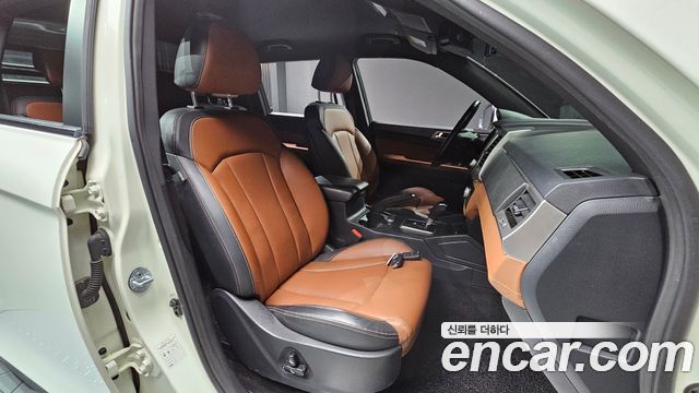 SsangYong Rexton 2018 thumb 10