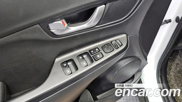 Hyundai Kona 2021 thumb 7