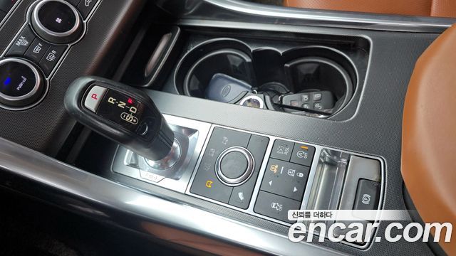 Land Rover Range Rover Sport 2016 thumb 9