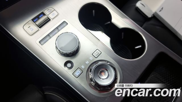 Genesis GV70 2024 thumb 10