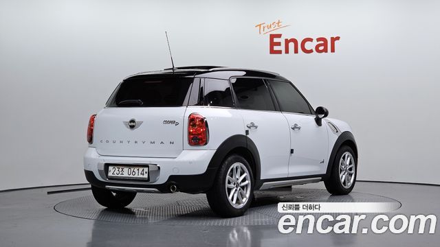 Mini Countryman 2016 thumb 2