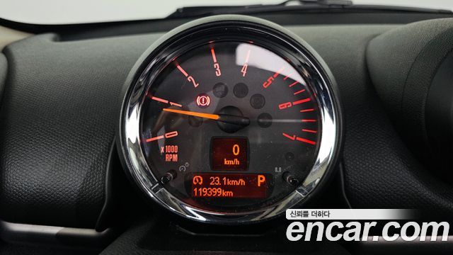 Mini Countryman 2016 thumb 8
