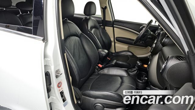 Mini Countryman 2016 thumb 10
