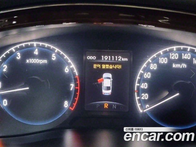 Hyundai Genesis 2011 thumb 9