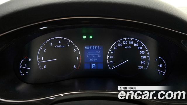 Hyundai Genesis 2012 thumb 9