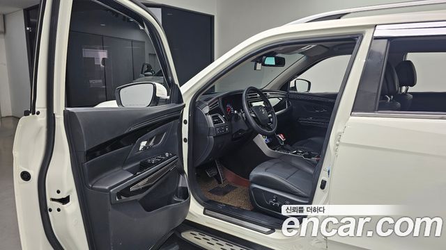 SsangYong Korando 2020 thumb 10