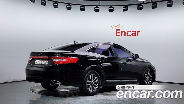 Hyundai Grandeur 2011 thumb 3
