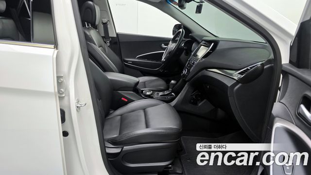 Hyundai Santa Fe 2015 thumb 10