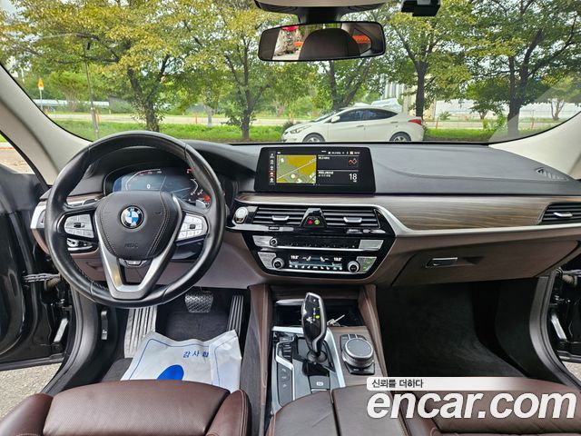 BMW 3 серии GT 2019 thumb 10