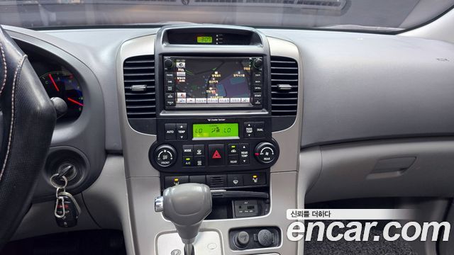 Kia Carnival 2010 thumb 12