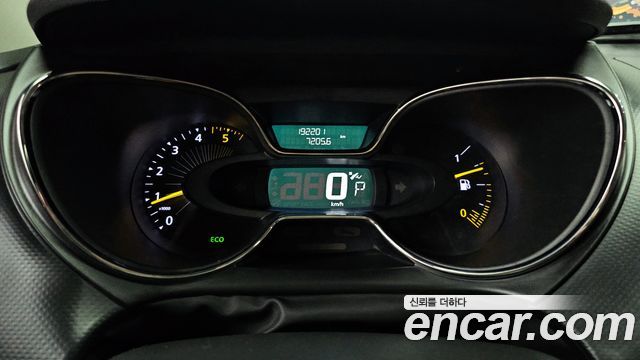 Renault Korea QM3 2015 thumb 9