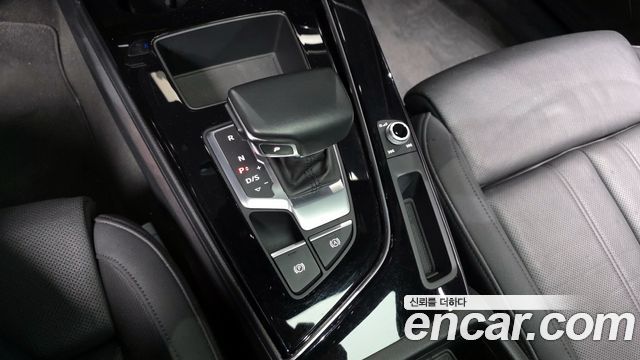 Audi A4 2021 thumb 9