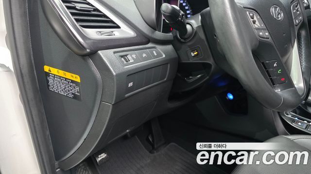 Hyundai Santa Fe 2013 thumb 11
