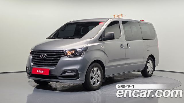 Hyundai Starex 2018 thumb 2
