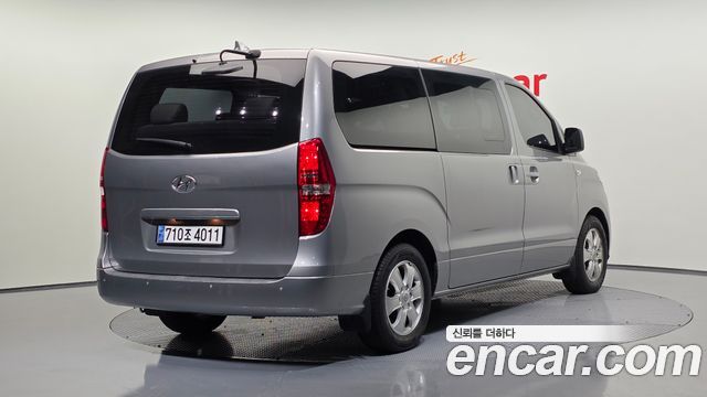 Hyundai Starex 2018 thumb 3