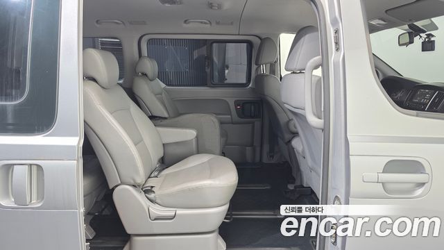 Hyundai Starex 2018 thumb 11