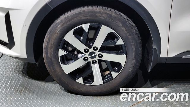 Kia Sorento 2023 thumb 6