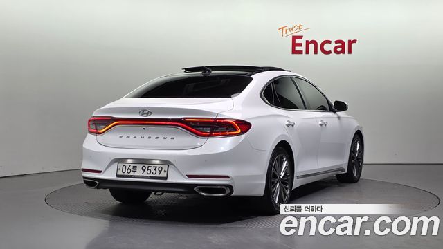 Hyundai Grandeur 2017 thumb 2