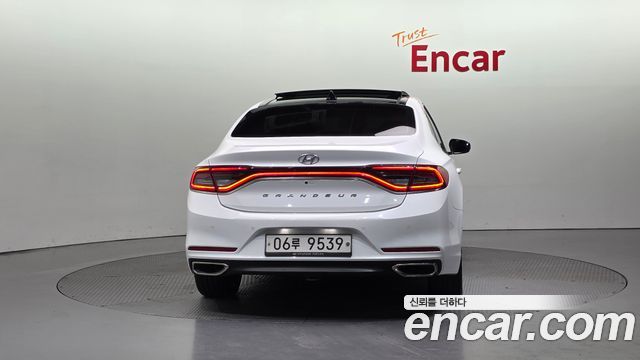 Hyundai Grandeur 2017 thumb 4
