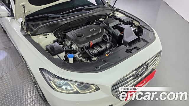 Hyundai Grandeur 2017 thumb 6